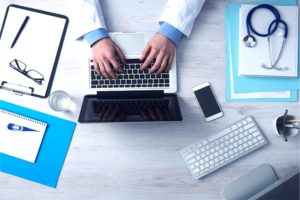 Technologia w domowej opiece zdrowotnej: ABI Research o przyszłości rynku medycznego