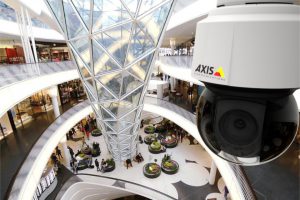 Czy Polacy czują się bezpiecznie? Wraz z rozwojem miast i nowych technologii zmienia się sposób myślenia o bezpieczeństwie i rosną oczekiwania