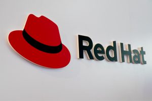Red Hat ogranicza wydatki na AI. Deweloperzy z limitami na tokeny