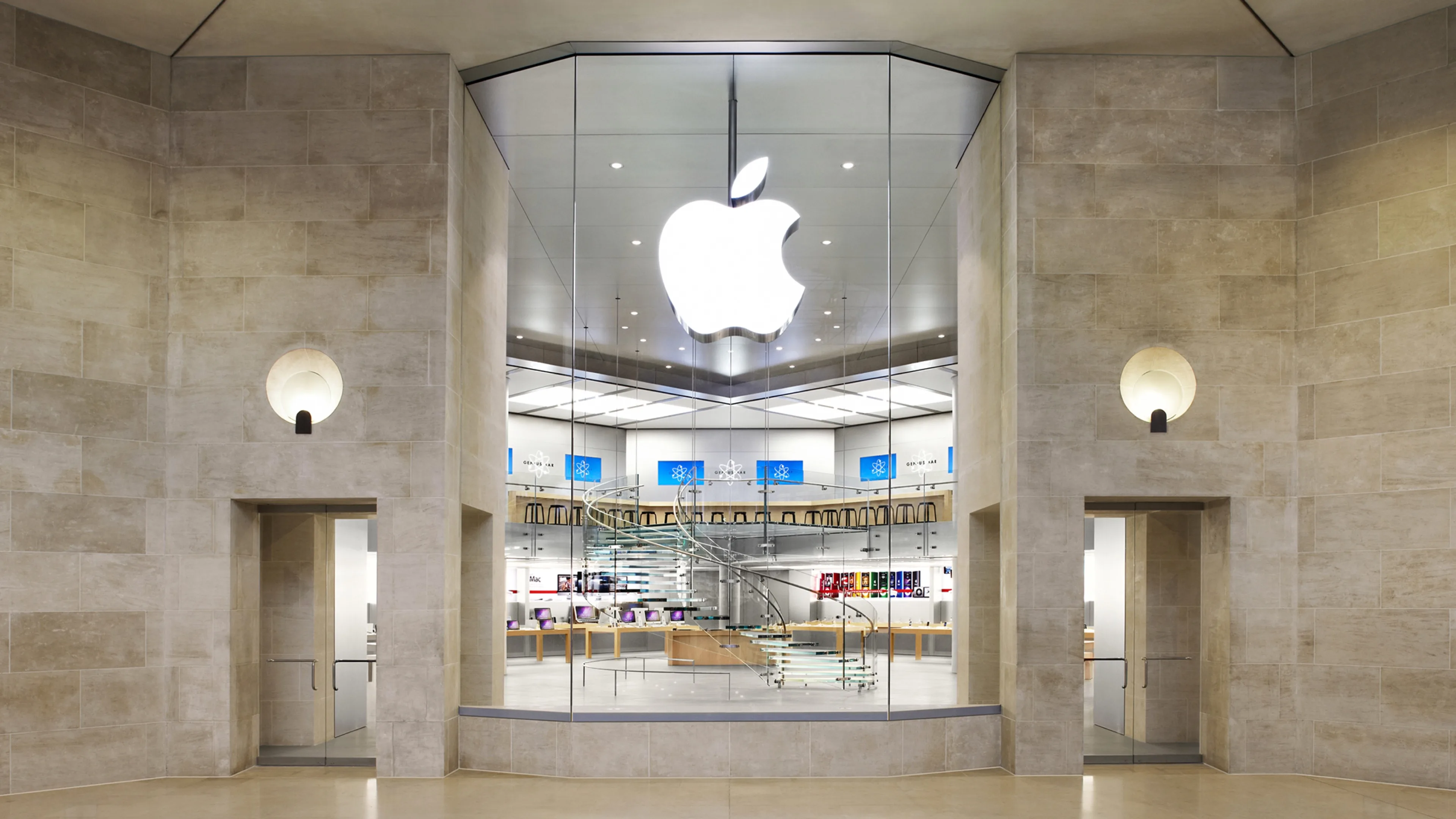 Apple pod presją ceł i opóźnień w AI. Przed spółką najtrudniejsze wyniki od miesięcy