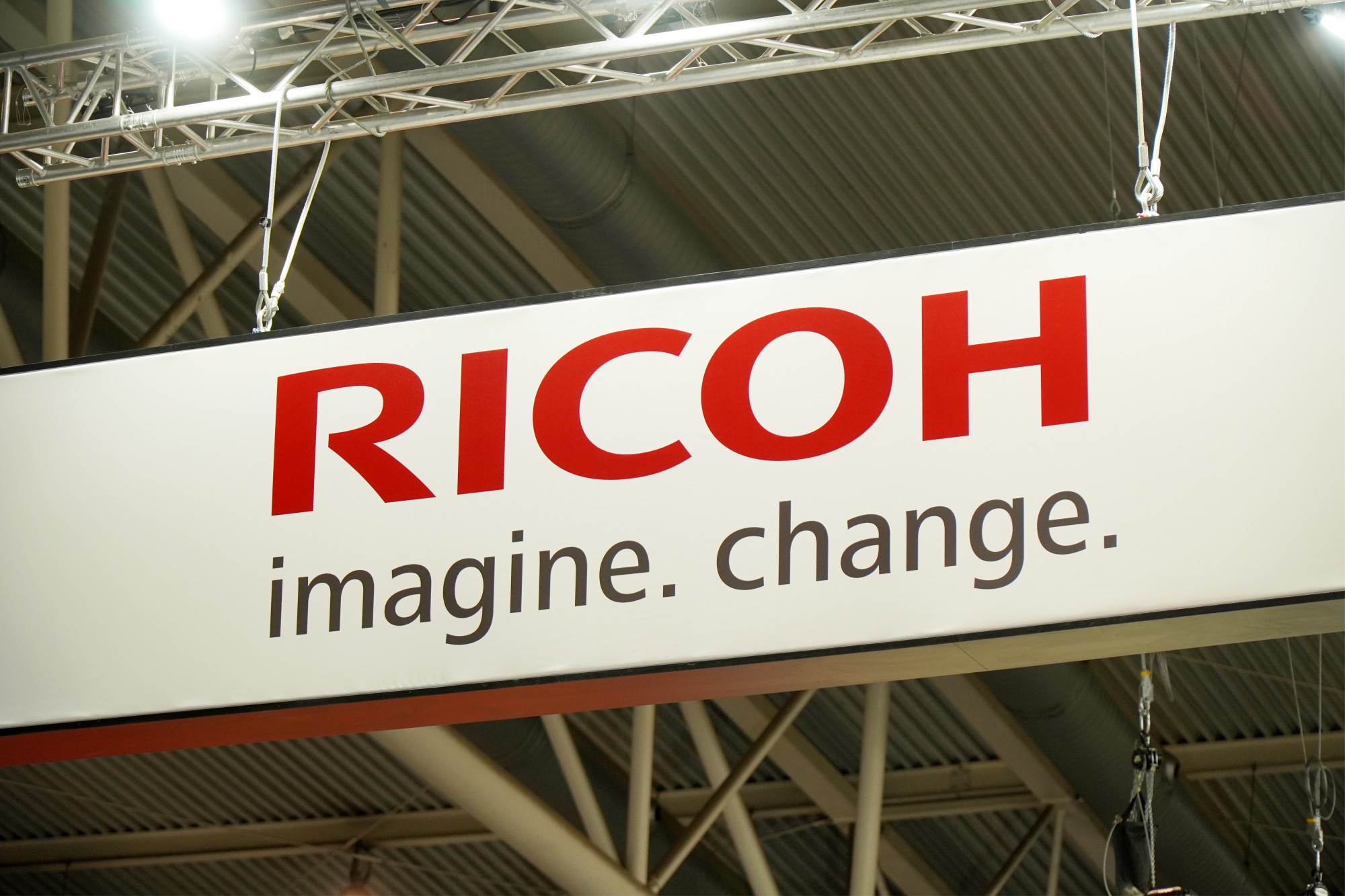 Ricoh globalnym partnerem Neat – inteligentne systemy AV dla nowoczesnych biur