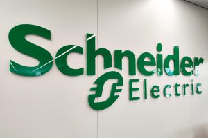 Schneider Electric oficjalnym partnerem technologicznym McLaren Racing. Zielona rewolucja w F1
