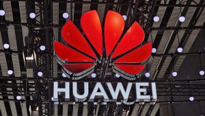 Huawei Ascend 950PR napędzi DeepSeek V4. Bilion parametrów w nowym modelu AI