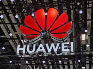 MWC 2026: Huawei pokazuje Atlas 950 SuperPoD. Nawet 8192 NPU w jednym systemie!