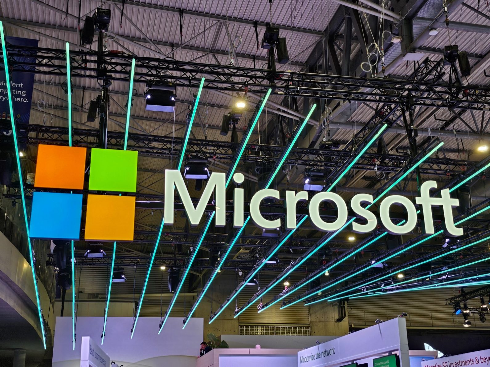 Microsoft ujawnia wyniki Azure i zmienia sposób raportowania całego biznesu