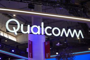 Qualcomm celuje w 22 mld USD przychodów z motoryzacji i IoT 