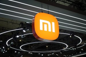 Xiaomi inwestuje ponad 27 mld USD w chipy i AI. W tle możliwe wejście w rynek pamięci