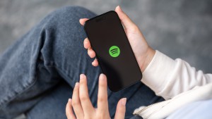 Spotify usuwa 75 milionów utworów AI. Wielkie sprzątanie w serwisie streamingowym