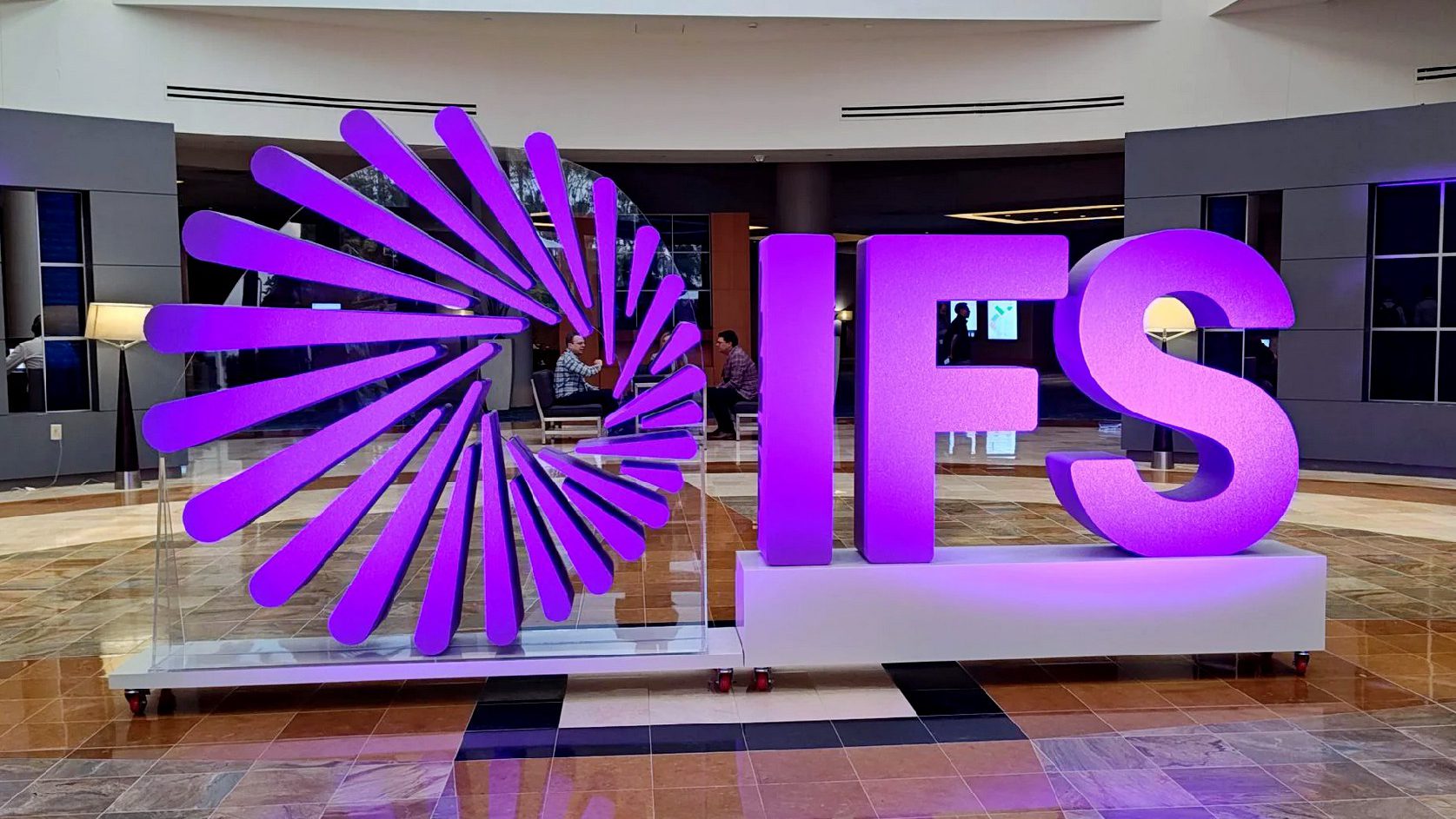 IFS wesprze gotowość bojową RCAF. Cyfrowa rewolucja w utrzymaniu floty szkoleniowej Royal Canadian Air Force