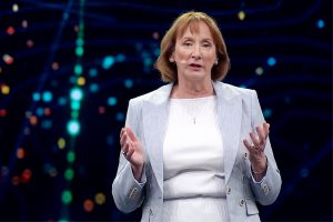 HPE Discover Barcelona 2024: Hewlett Packard Enterprise przedstawia nowości w obszarze chmury hybrydowej i prywatnej, zarządzania wirtualizacją i pamięci masowej