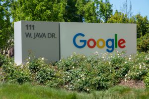 AI napędza spółkę Alphabet: Ponad 112 miliardów dolarów czystego zarobku w Q2 2026