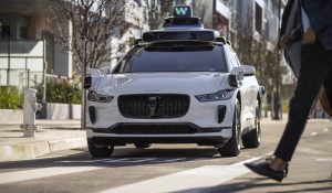 Waymo wjeżdża z autonomicznymi taksówkami do czterech nowych miast