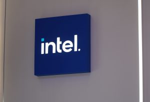 Karty graficzne GeForce będą powstawać w foundry Intela?