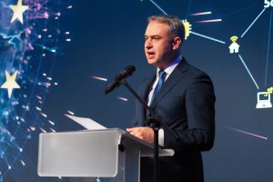 Polska jednak wprowadzi podatek cyfrowy? Minister Gawkowski: „Idę na twardo”