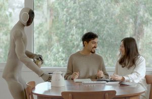 Neo Gamma: humanoidalny robot trafi do domów na testy już pod koniec tego roku