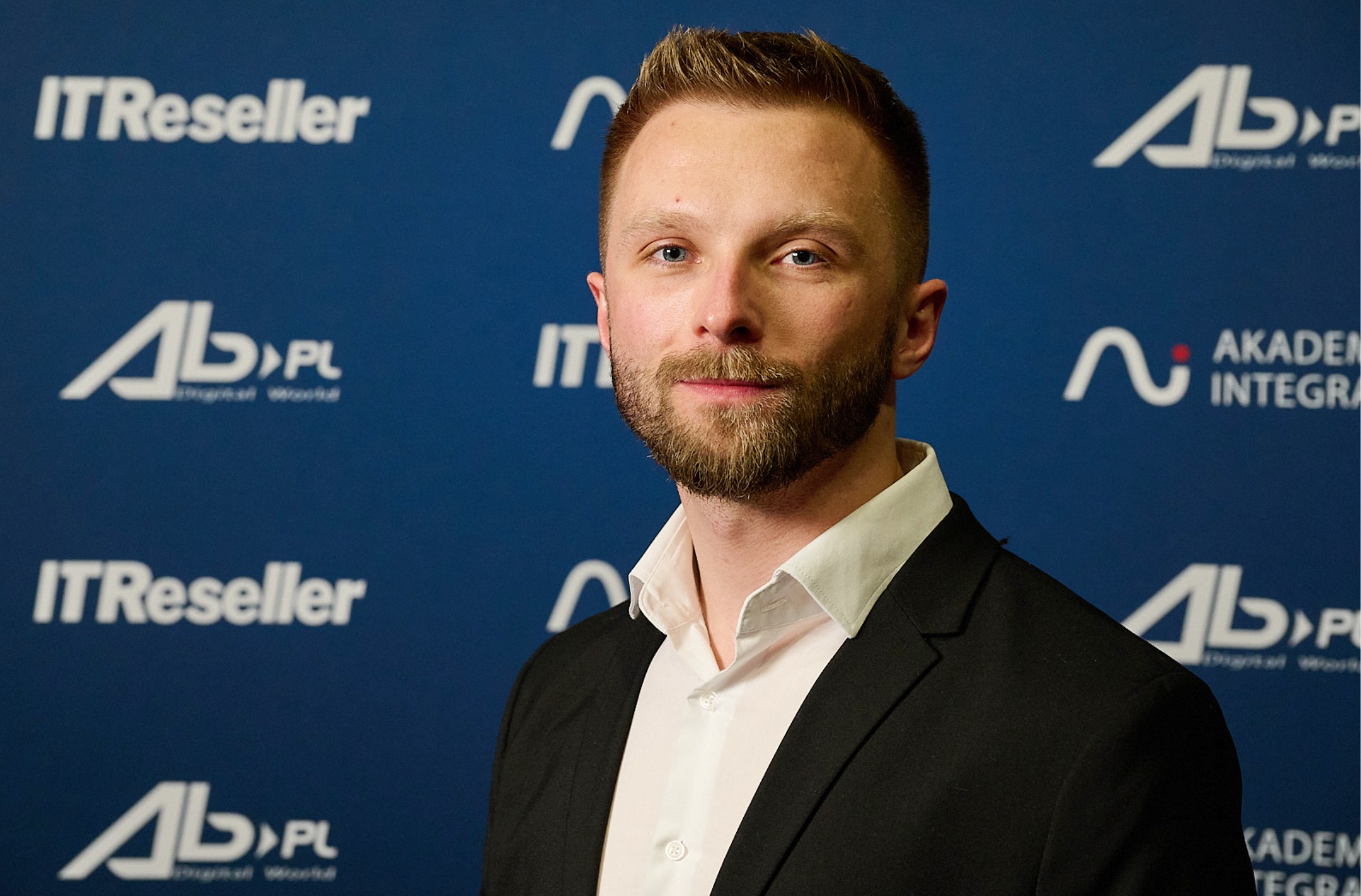 Akademia Integracji AB 2025: „Zaprezentowaliśmy tutaj nasz najnowszy program sprzedażowy Smart Choice, który oferuje szerokie portfolio produktów dla sektora SMB” – mówił Tomasz Cop, HPE