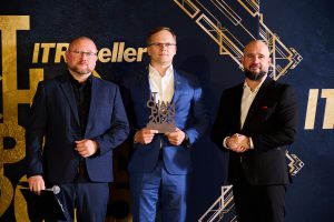 IT Champions 2025: “Przesuwamy granice tego, co możliwe” – podkreślił Adam Tomczak, Enterprise Channel Manager CEE & MEA w AMD odbierając nagrodę w niezwykle prestiżowej kategorii „Procesory”