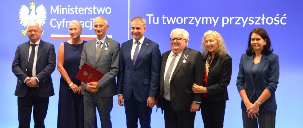 Odznaka Honorowa za Zasługi dla Komunikacji Elektronicznej