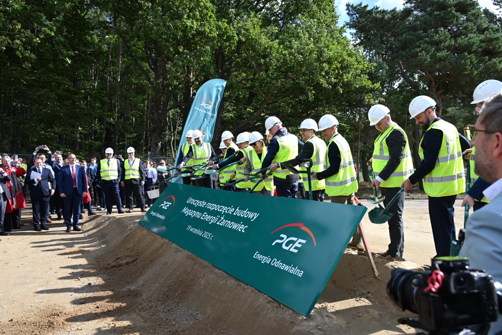 Energetyczny powerbank dla Polski. Ruszyła budowa gigantycznego magazynu w Żarnowcu