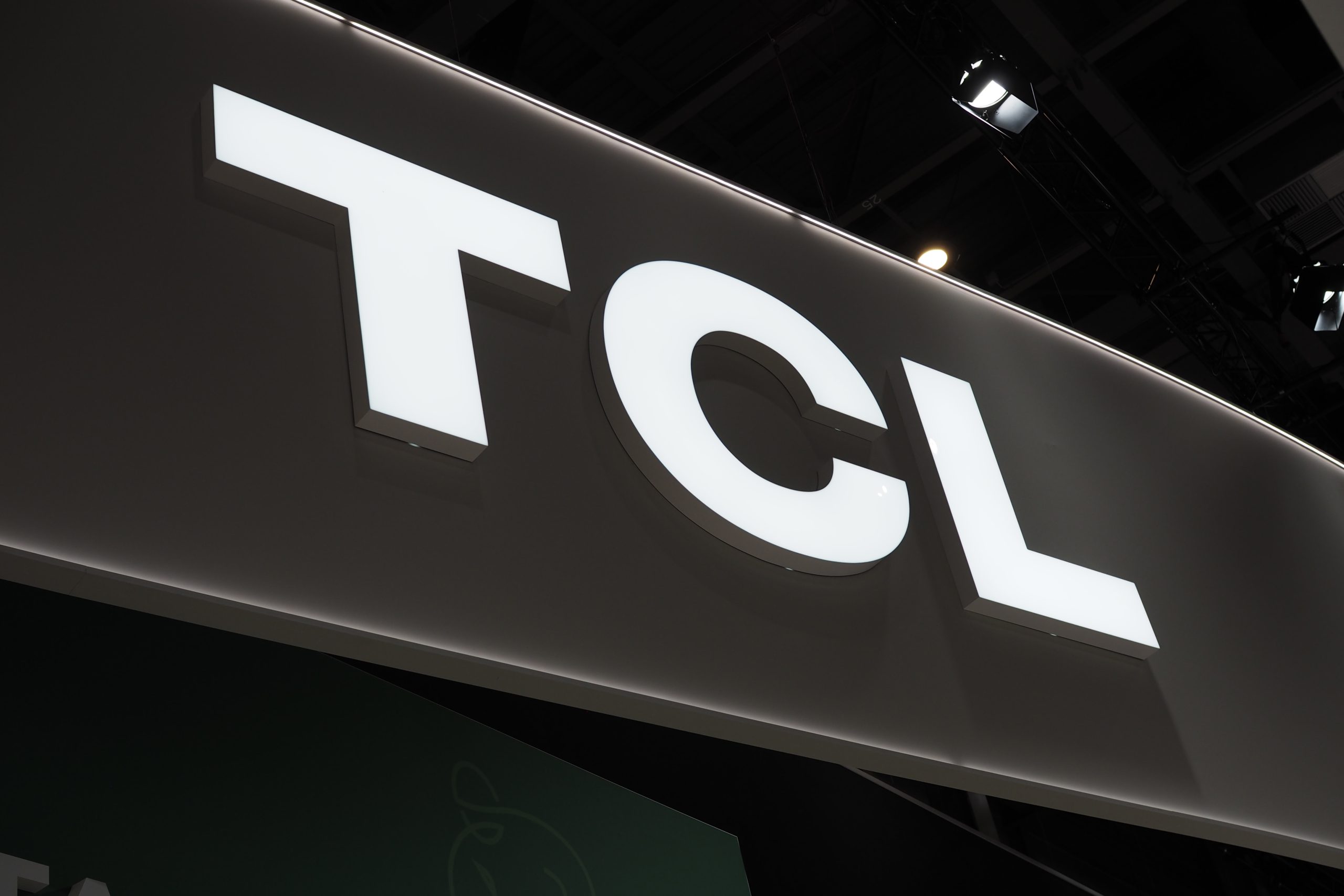 ISE 2026: TCL wdraża technologie z IO Mediolan-Cortina – wyższa jakość w rozwiązaniach komercyjnych