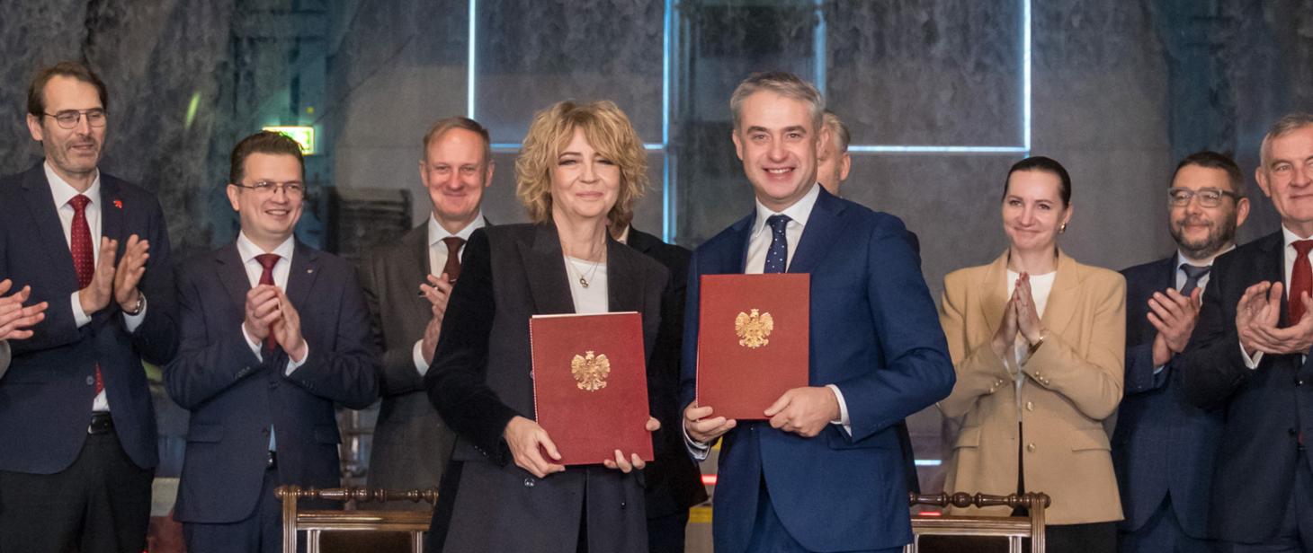 Łódź wśród krajowych liderów sztucznej inteligencji – rusza wdrożenie modelu PLLuM