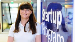 Wyścig o kwantową dominację: “Jeśli Europa nie zacznie teraz, przegramy przyszłość” – rozmowa z Fanny Bouton z OVHcloud