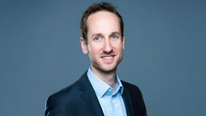 Świadomie poza “wyścigiem zbrojeń” w AI. OVHcloud o tym, jak budować sztuczną inteligencję taniej i mądrzej