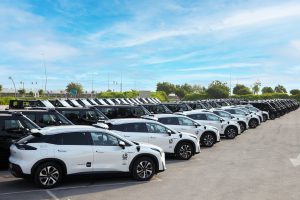 Autonomiczne taksówki WeRide na Uberze. Nawet 1200 pojazdów trafi na Bliski Wschód