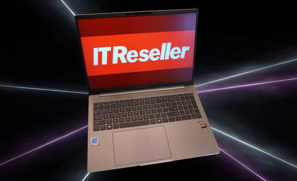 ASUS ExpertBook P3 – solidna maszyna do pracy