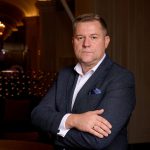 “Jasne zasady, transparentność i przewidywalność” – podkreśla w wywiadzie okładkowym Dariusz Kwieciński, Head of South Eastern Europe Fujitsu