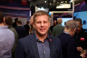ISE 2026: „Dajemy gotowy, genialny ekosystem” – powiedział Łukasz Niegowski, Barco