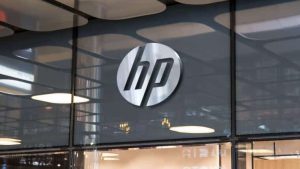 HP Threat Insights: Cyberprzestępcy stawiają na ilość, a nie jakość. AI napędza lawinę tanich ataków