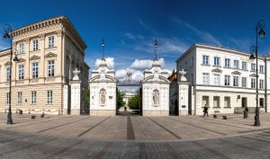 Hakerzy celują w Uniwersytet Warszawski – brak wycieku danych, ale systemy zagrożone