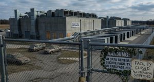 Bernie Sanders wzywa do moratorium na centra danych AI: „Ludzkość traci kontrolę”