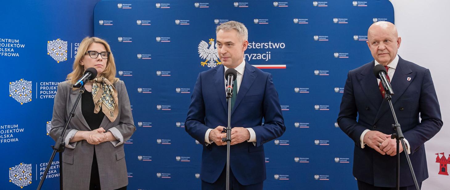 Kluby Rozwoju Cyfrowego w całym kraju. Rząd inwestuje 976 mln zł w kompetencje cyfrowe dorosłych