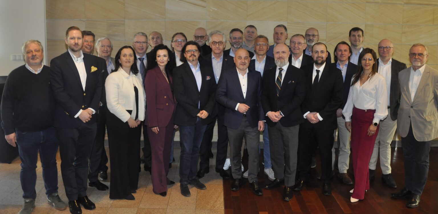 Polska Izba Informatyki i Telekomunikacji ogłosiła skład nowego Zarządu