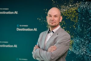 Destination AI w Warszawie: „AI to przede wszystkim dźwignia – analityki, czasu i kreatywności” – podkreślił Adam Bandura, TD SYNNEX