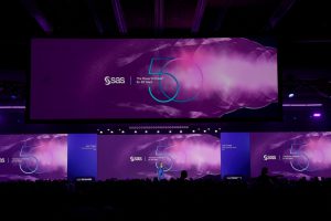 Pół wieku analityki SAS: Nowe narzędzia do optymalizacji dostaw oraz walki z cieniem technologicznym