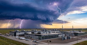 Katastrofy naturalne w USA zagrażają nowym centrom danych wartym 800 mld USD