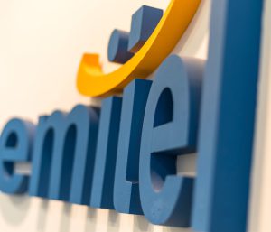 Emitel wchodzi w sektor DC i uruchamia nowoczesne centrum danych o mocy 2 MW