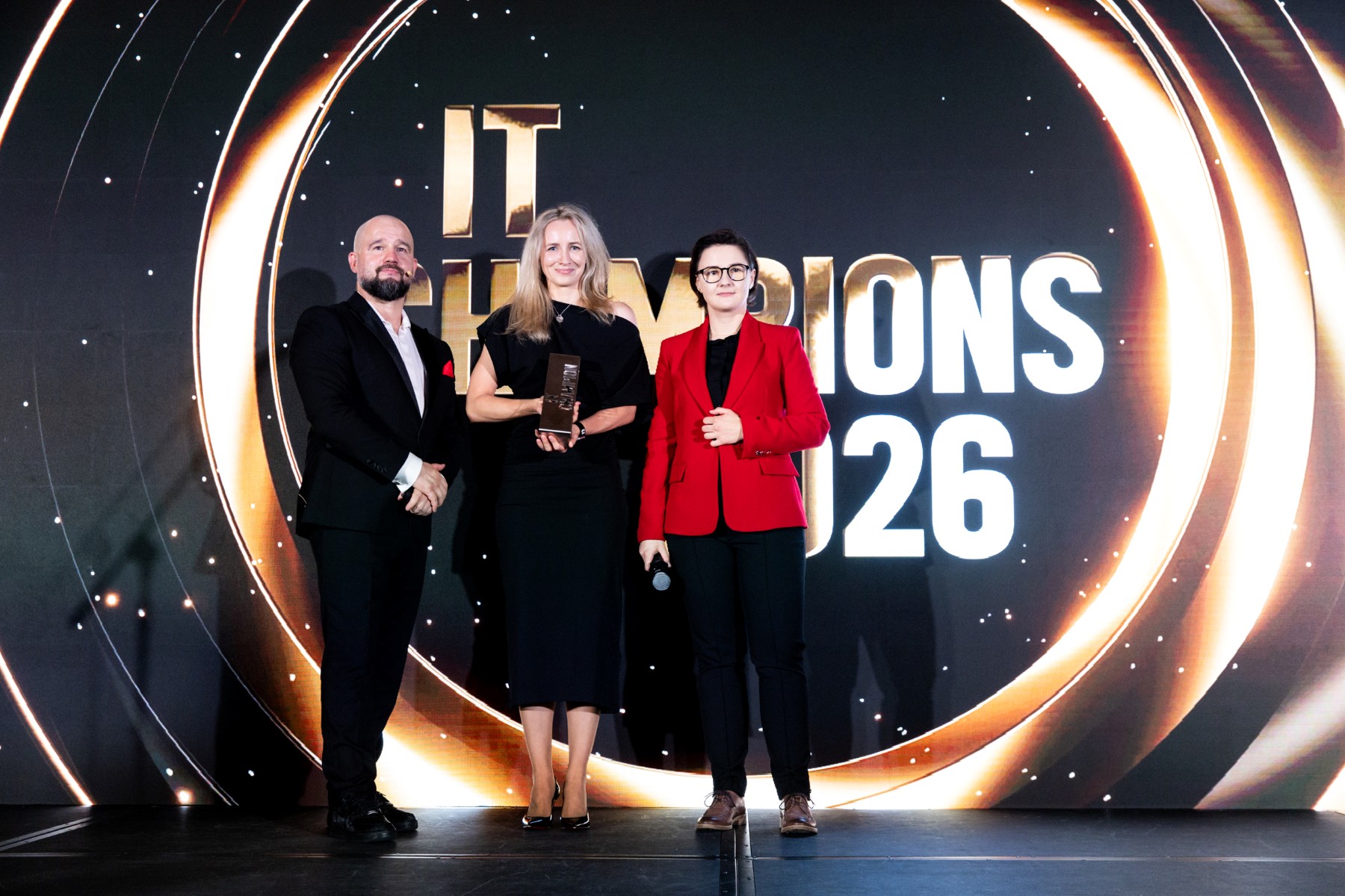 IT Champions 2026: „Backup przestał być tylko dodatkiem, stał się niezbędnym elementem infrastruktury” – powiedziała Aleksandra Zienkiewicz-Zachaj z Synology odbierając statuetkę w kategorii „Backup and Recovery”