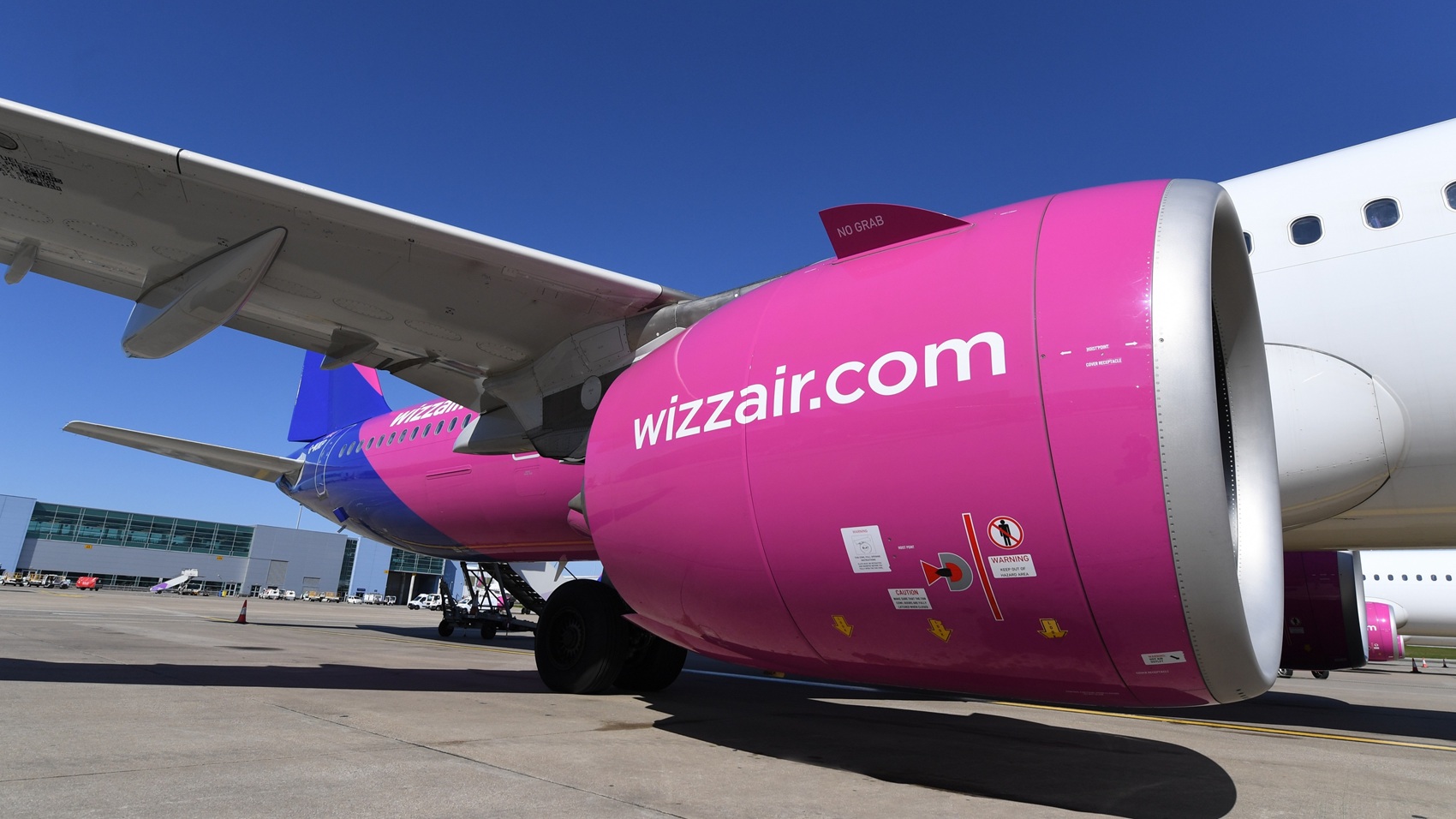 Koniec lotów w trybie offline. Starlink na pokładach Wizz Air już w przyszłym roku