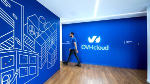 Bezpieczna AI dla finansów i energetyki od OVHcloud i MakoLab