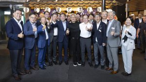 Jensen Huang w Tokio: Fizyczna sztuczna inteligencja odmieni japońską gospodarkę