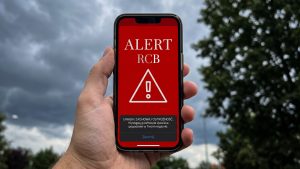 Zmiany w alertach RCB. Rząd wprowadzi technologię cell broadcast z pomocą telekomów