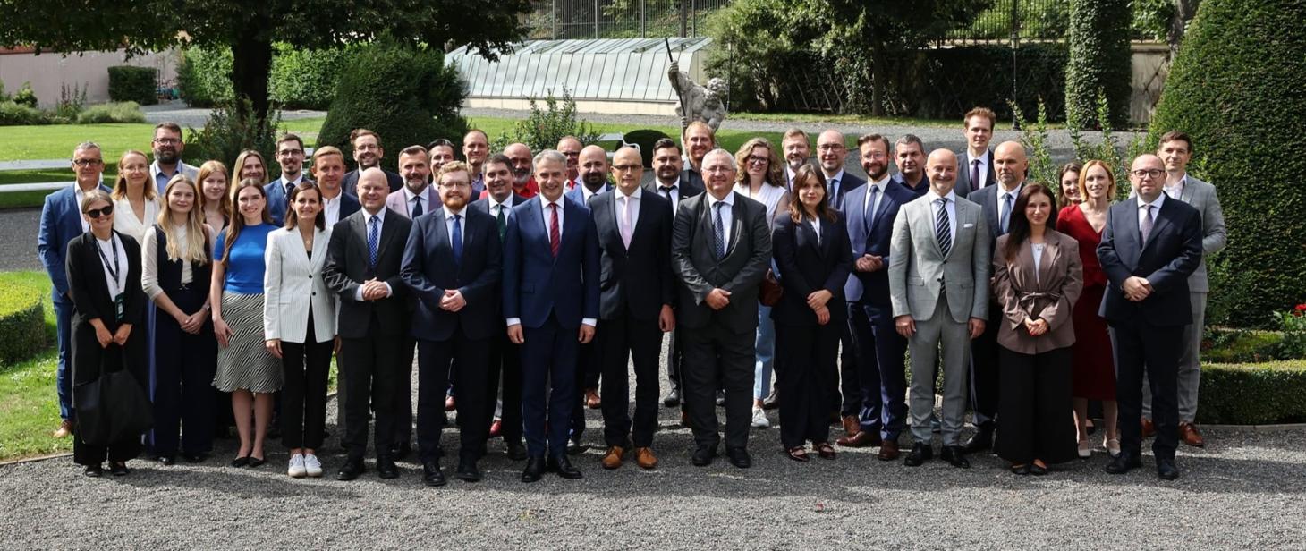 Polska i Czechy podpisały porozumienie w sprawie rozwoju AI oraz bezpiecznych sieci