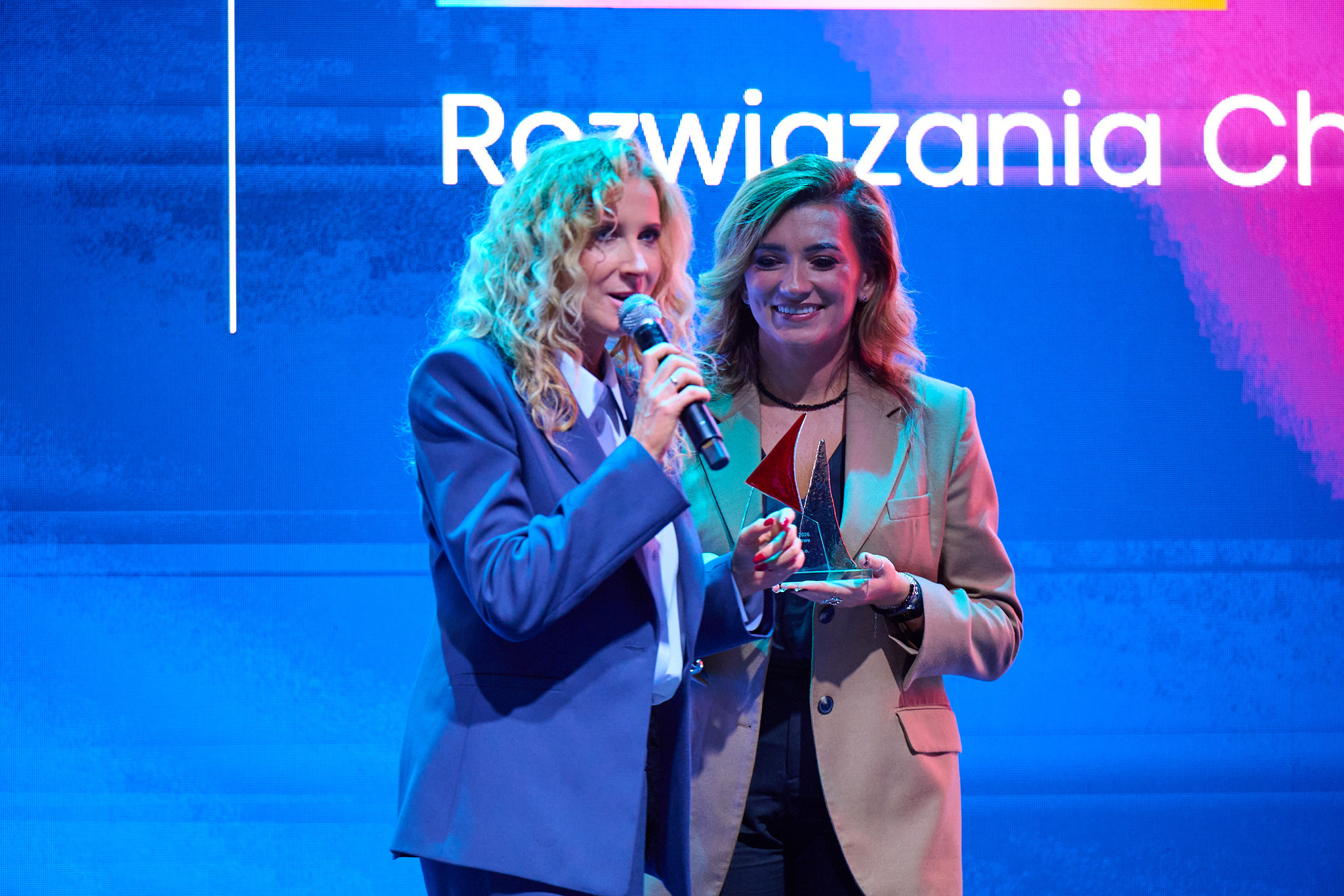 Liderzy rynku SMB nagrodzeni podczas „AB Możliwości i Rozwój”. Statuetki „Partner Roku SMB 2026” wręczone