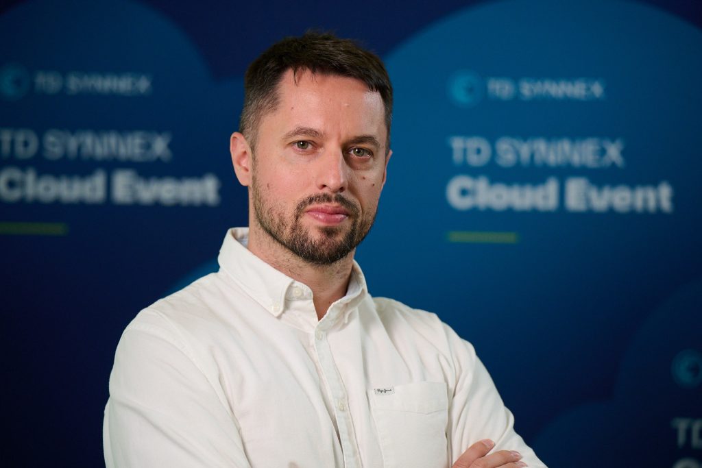 Paweł Walczysko, AMD