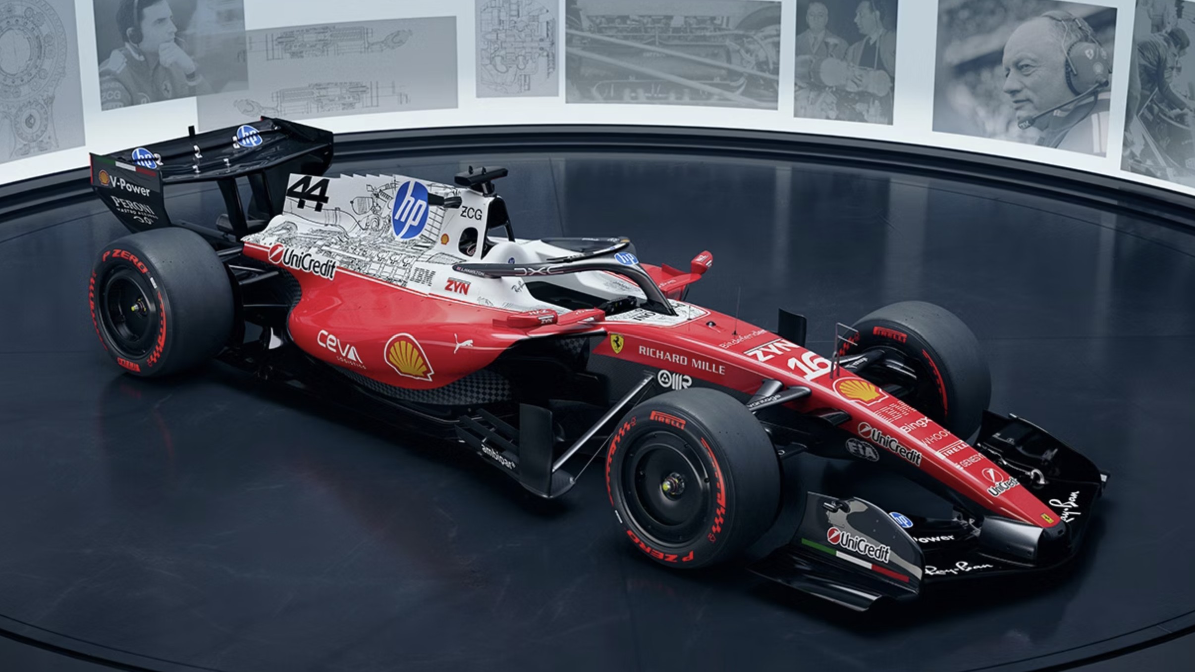 HP – dosłownie – maluje wizję Ferrari na bolidach na Grand Prix Stanów Zjednoczonych w Austin
